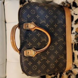 Louis Vuitton Alma